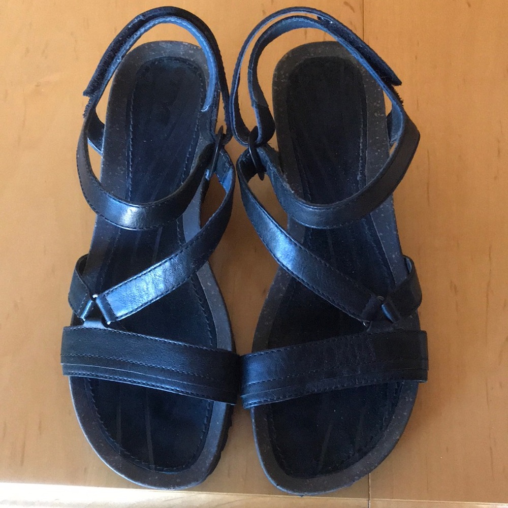 Teva black leather sandals